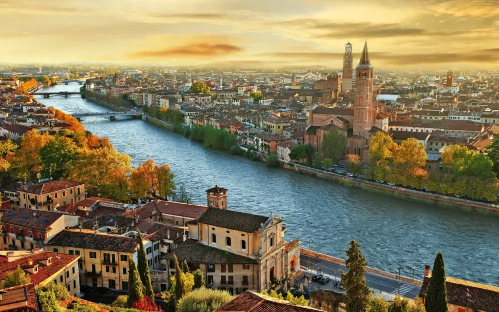 italia-pais-lugares-pontos-turisticos-documentacao-passaporte-viajando-para-italia-fotos